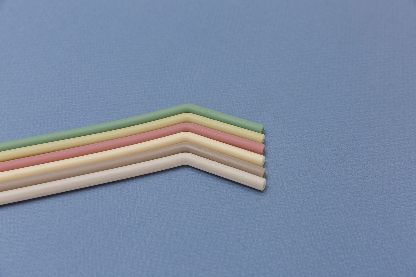 Silicone MOA Straw